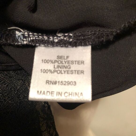 Lumie Lace Blouse Pleated Overlay Black Long Lacey Sleeves Size Small - Picture 9 of 10